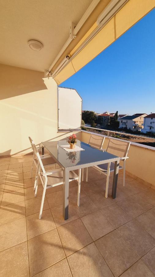 Apartmani Palma نوفاليا المظهر الخارجي الصورة