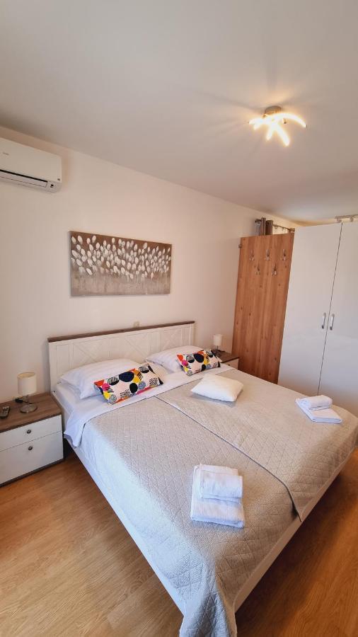 Apartmani Palma نوفاليا المظهر الخارجي الصورة