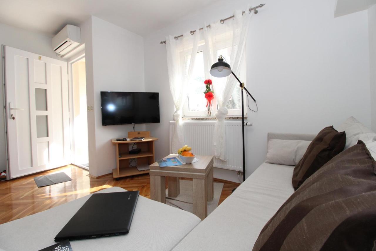 Apartmani Palma نوفاليا المظهر الخارجي الصورة