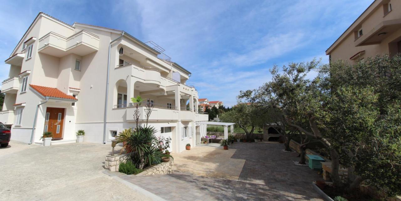 Apartmani Palma نوفاليا المظهر الخارجي الصورة